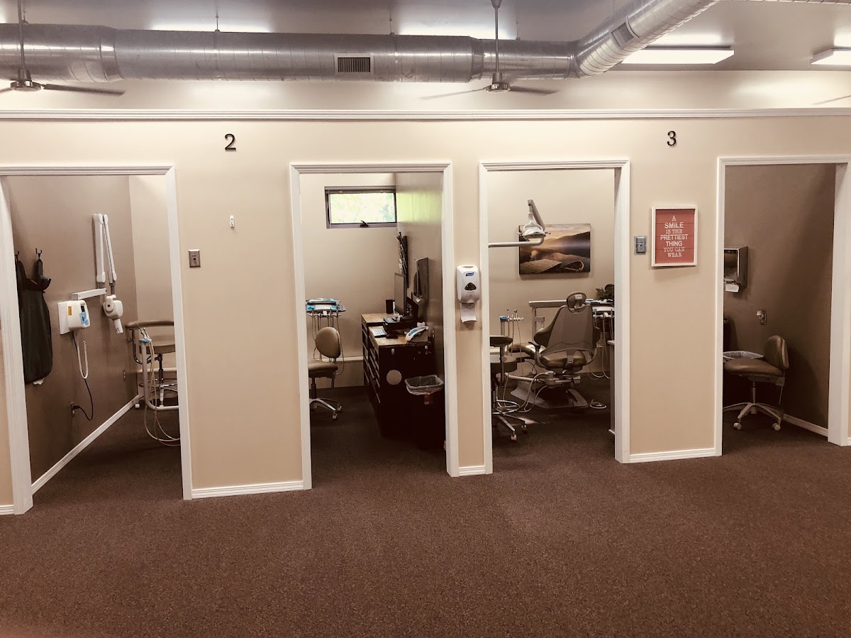 Galesburg Dental Care: Dr. Shadi Khillah photo 3