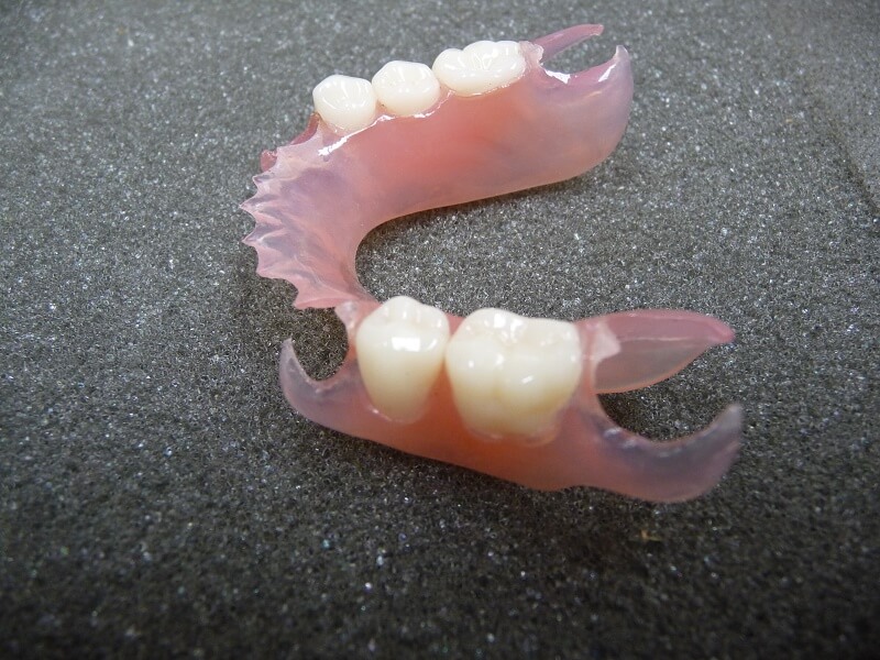 Poms Oral Surgery + Dental Implants photo 6
