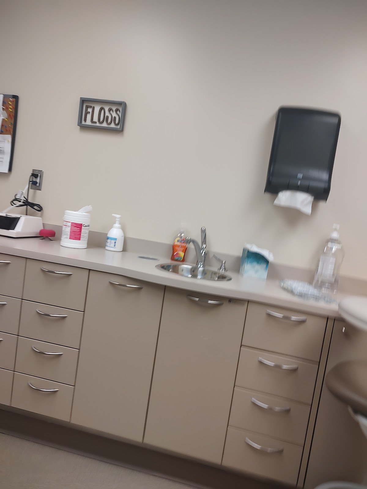 River Hills Dental photo 5