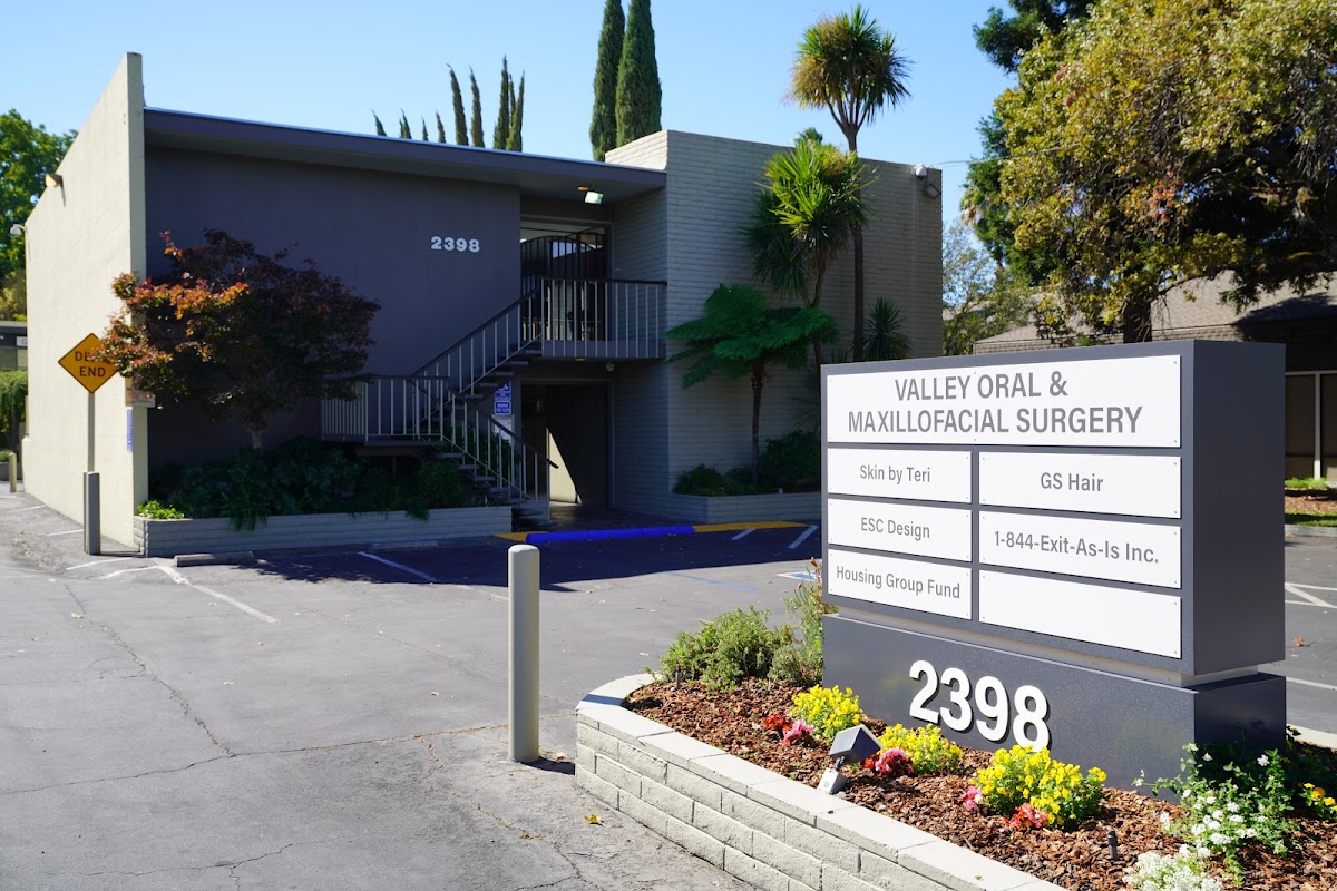 Valley Oral & Maxillofacial Surgery - Sacramento photo 1