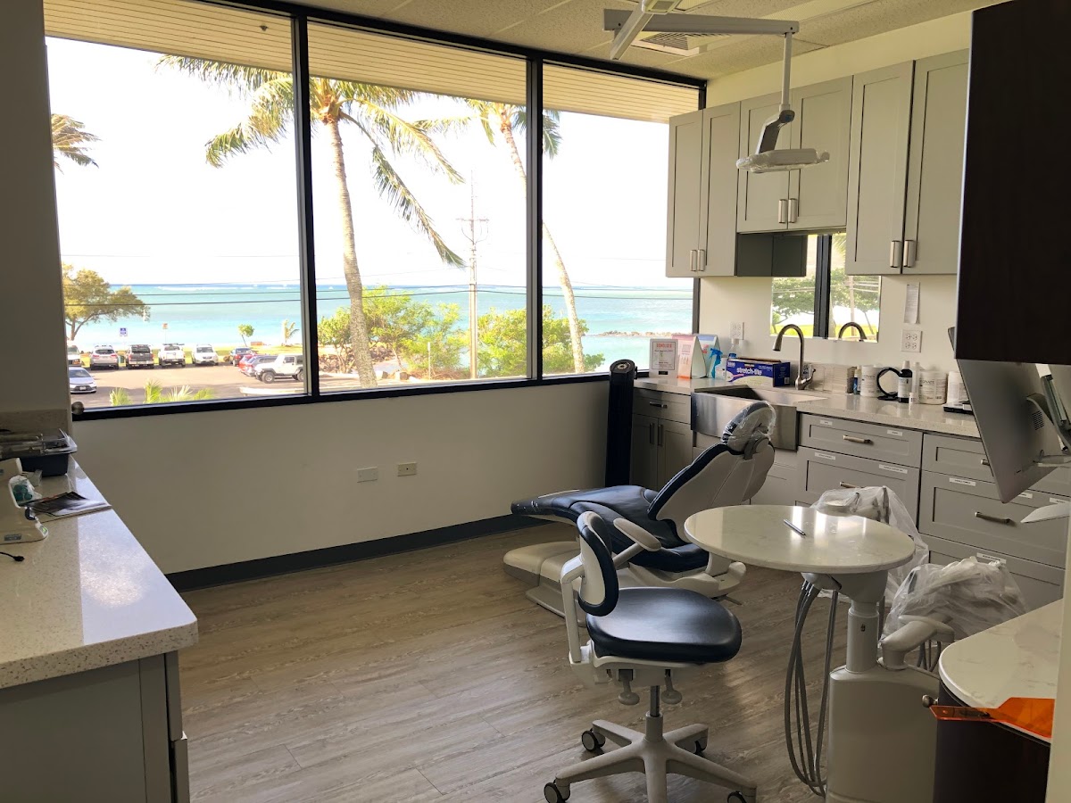 Periohi - Periodontics Hawaii - Dr Aaron Colby, Periodontist photo 1