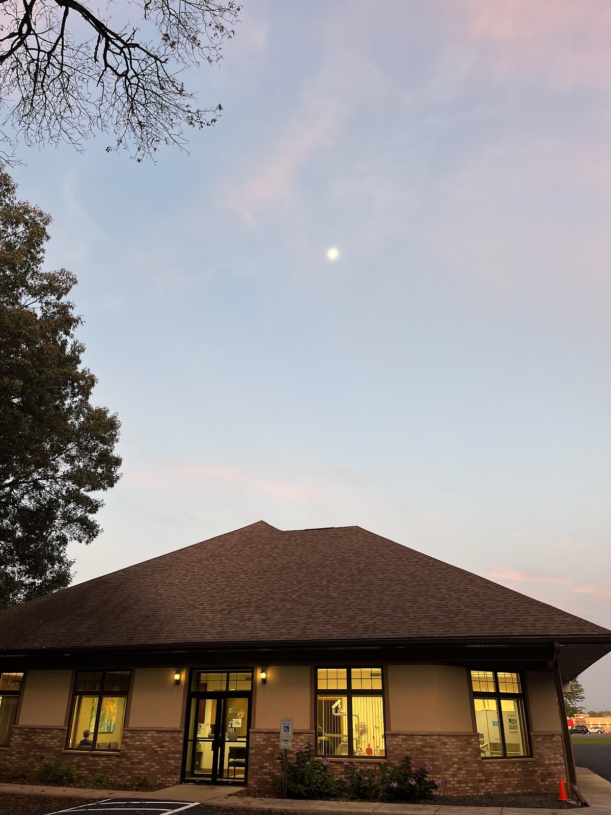 Midwest Dental - Eau Claire Oakwood photo 2