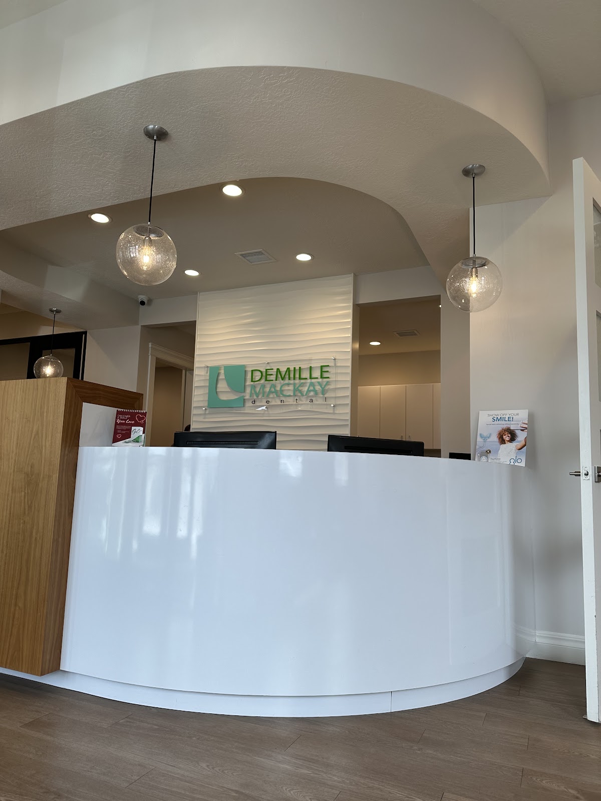 Demille Mackay Dental photo 3