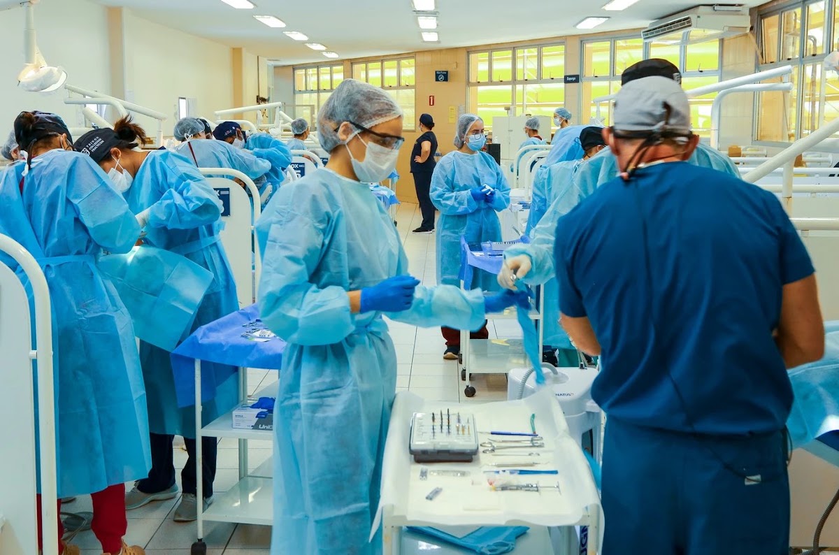 Trinon Live Implant Training & Course photo 2