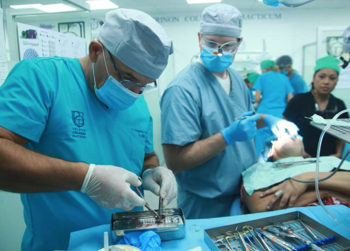 Trinon Live Implant Training & Course photo 4