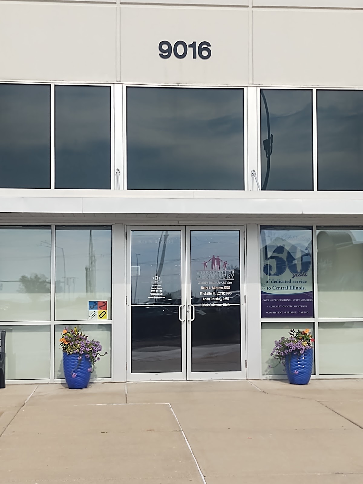 Associates in Dentistry in Peoria Il photo 5