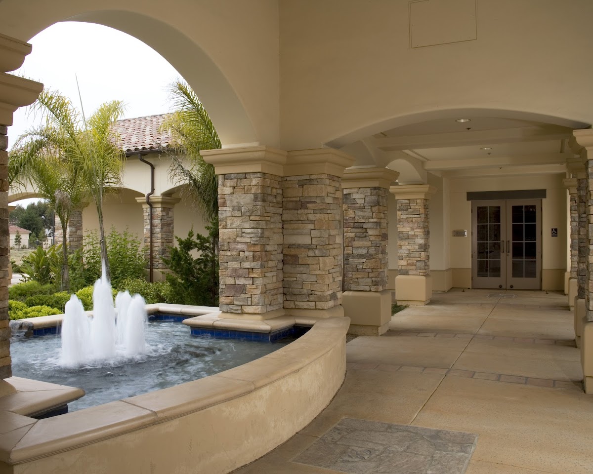 Next Dentistry: Salinas Cosmetic And Dental Implant Center photo 4