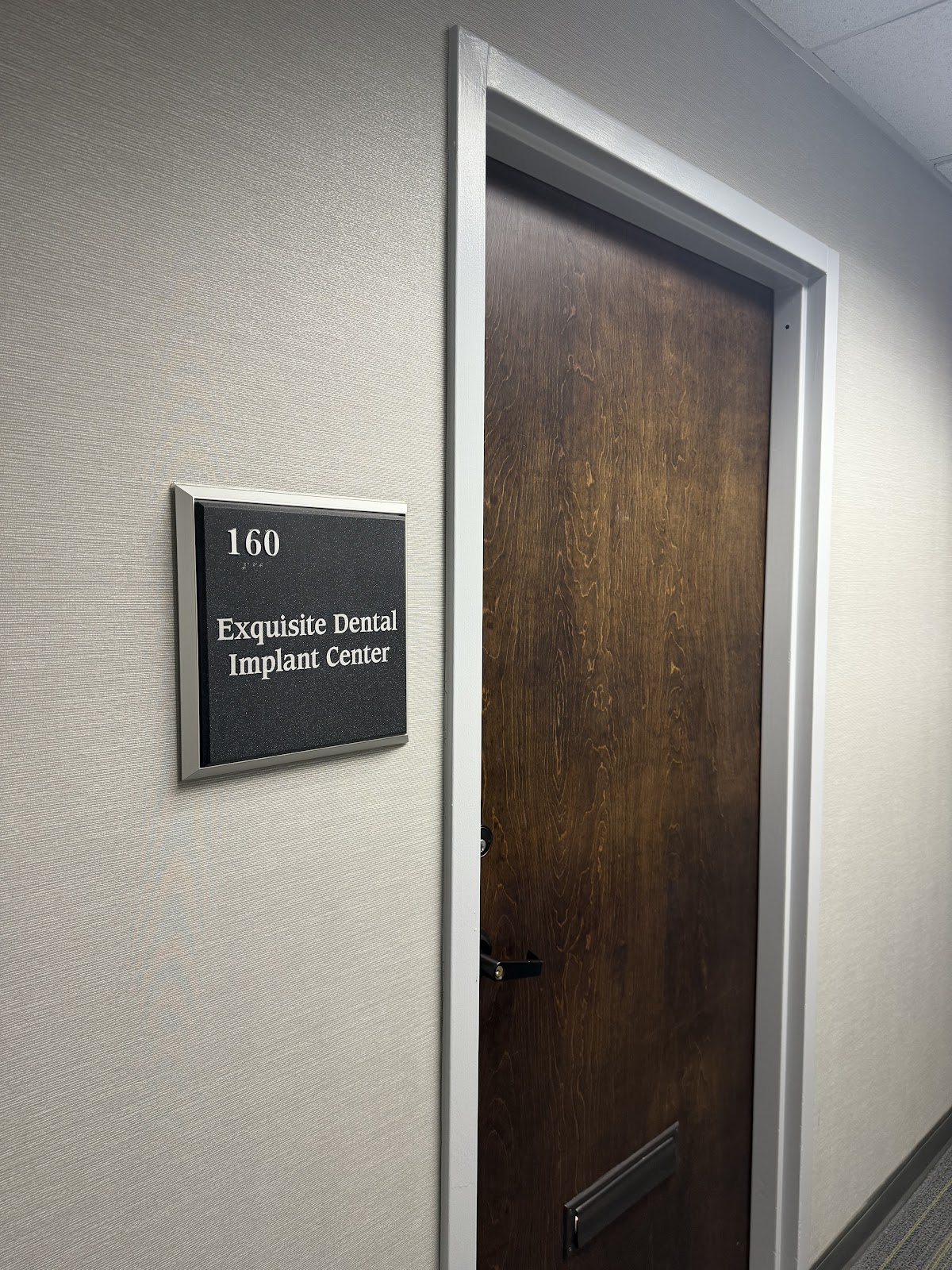 Exquisite Dental Implant Center photo 2