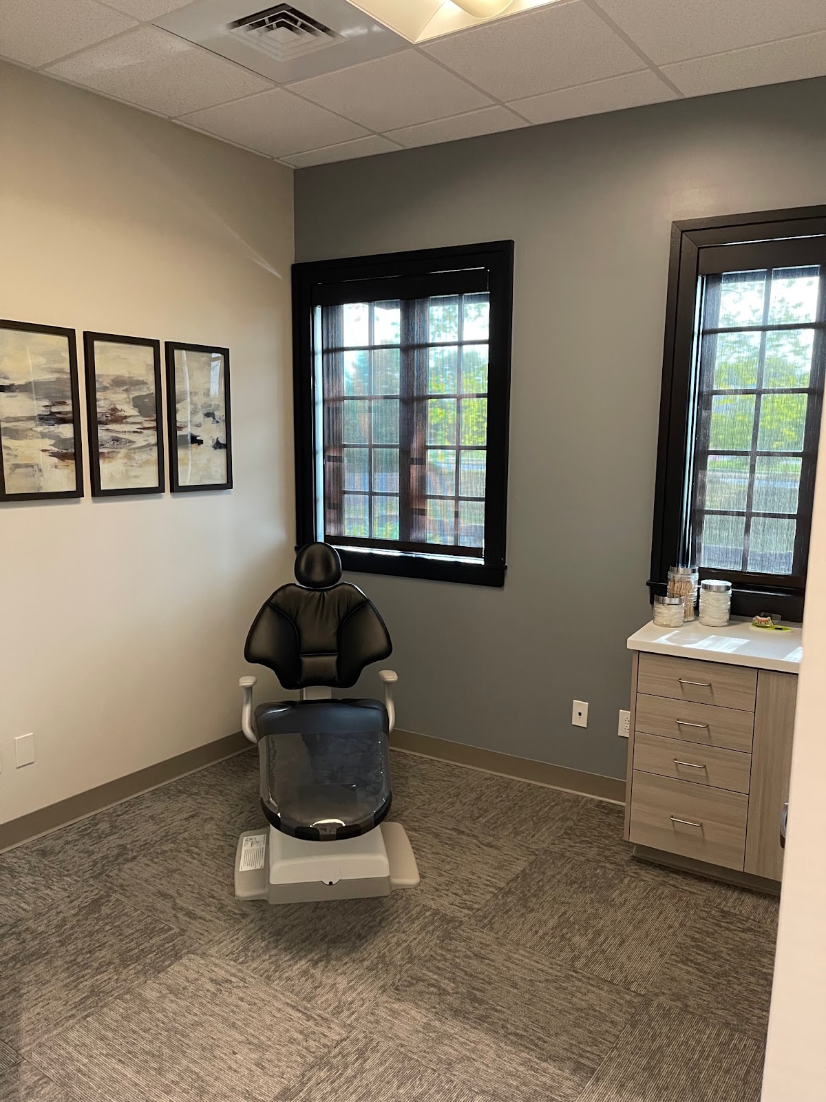 Kansas City Dental Implants & Oral Surgery - North Kansas City photo 2