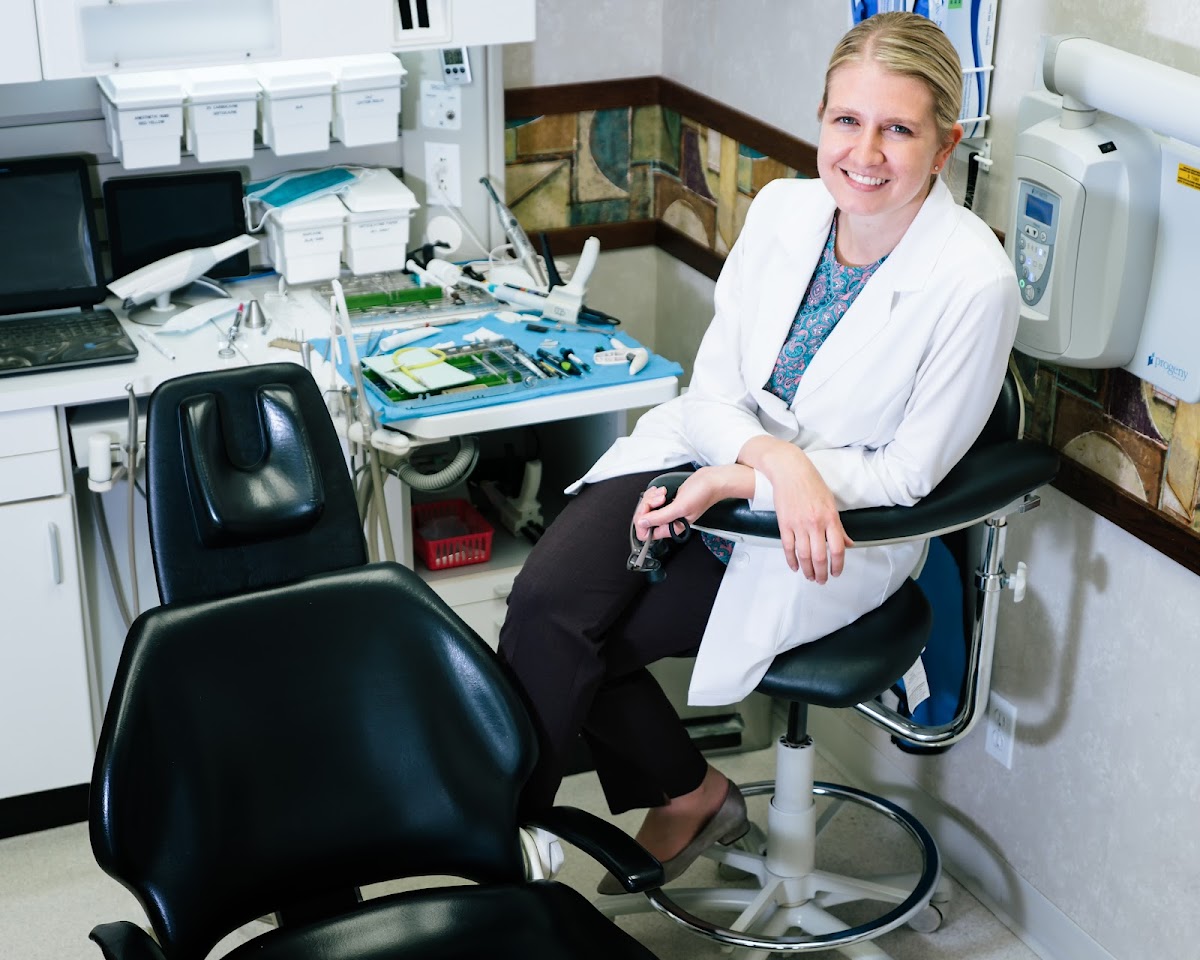 Dyras Dental photo 2