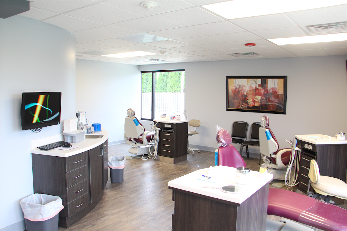 Premier Dental & Implant Center photo 2