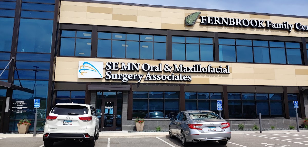 Southeastern Minnesota Oral & Maxillofacial Surgery photo 1