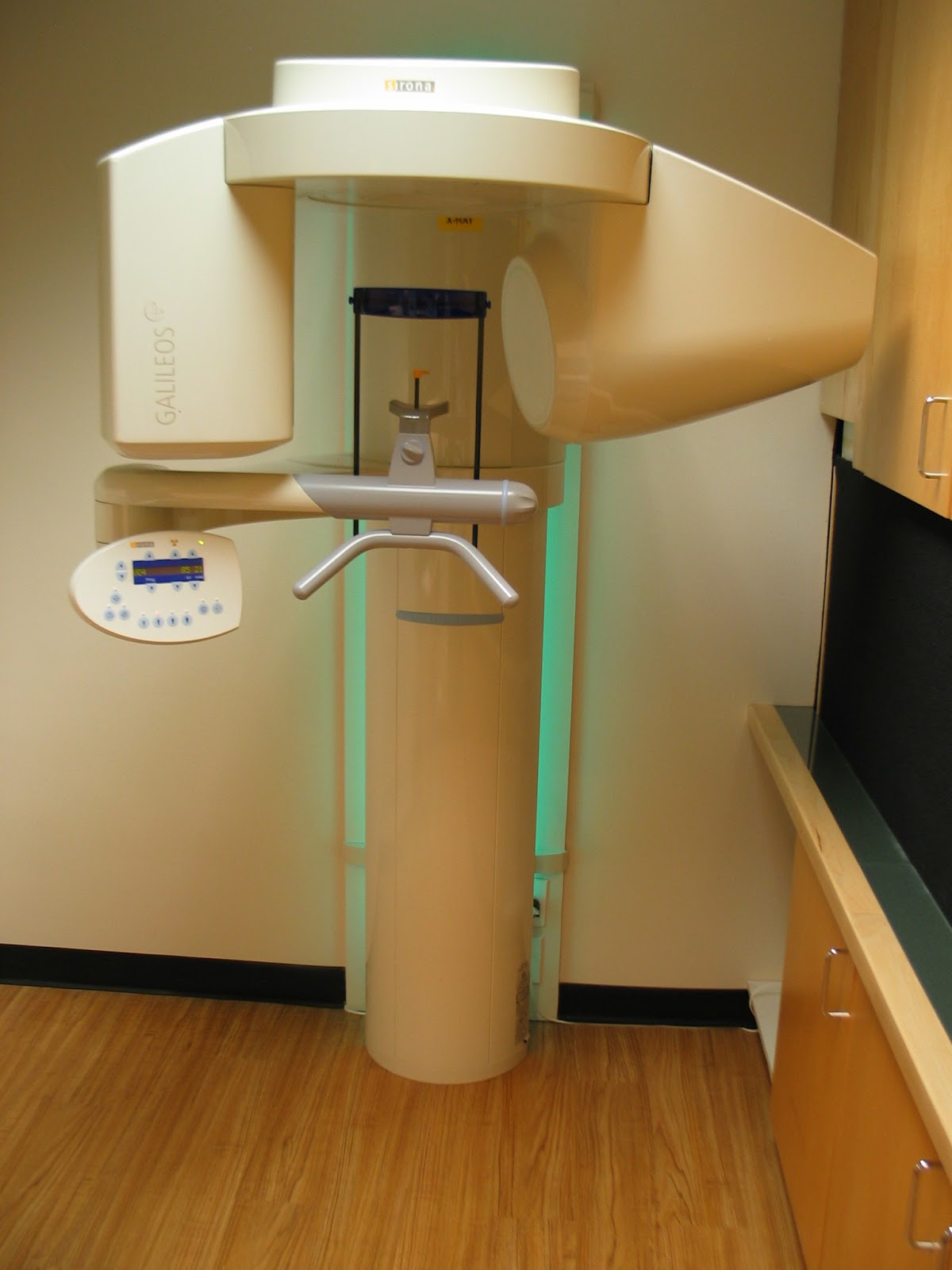 Bellevue Dental Care & Implant Center photo 5