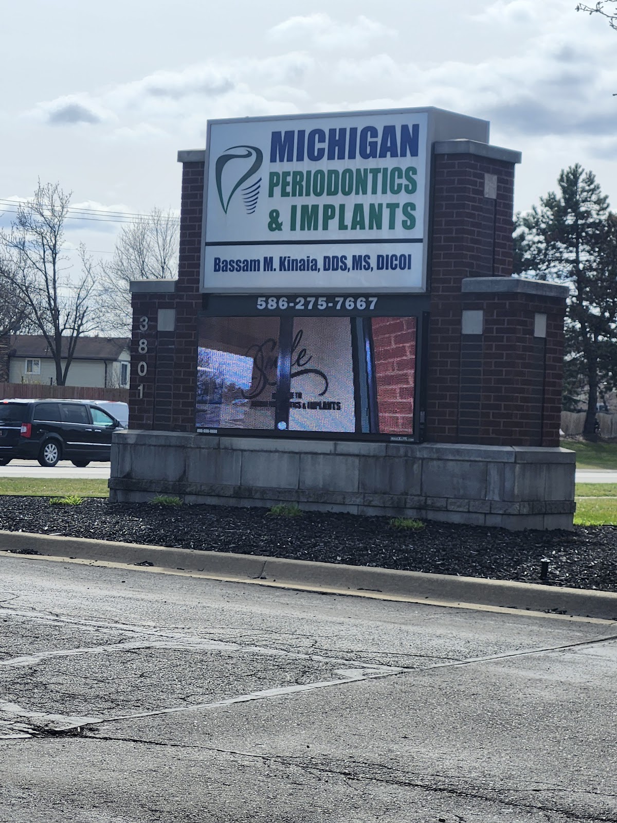 Michigan Periodontics & Implants photo 5