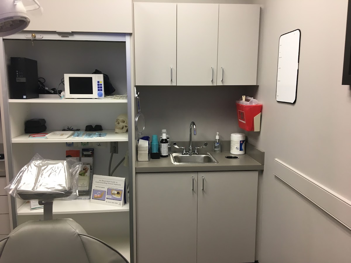 North Charlotte Center for Oral Surgery and Dental Implants photo 4