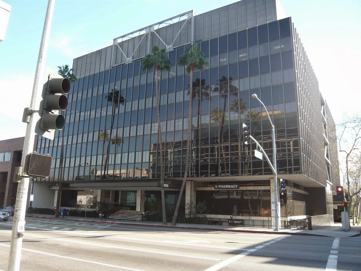 Beverly Hills Dentistry photo 4