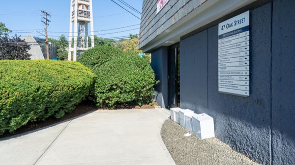 Periodontics & Implant Dentistry Center photo 1