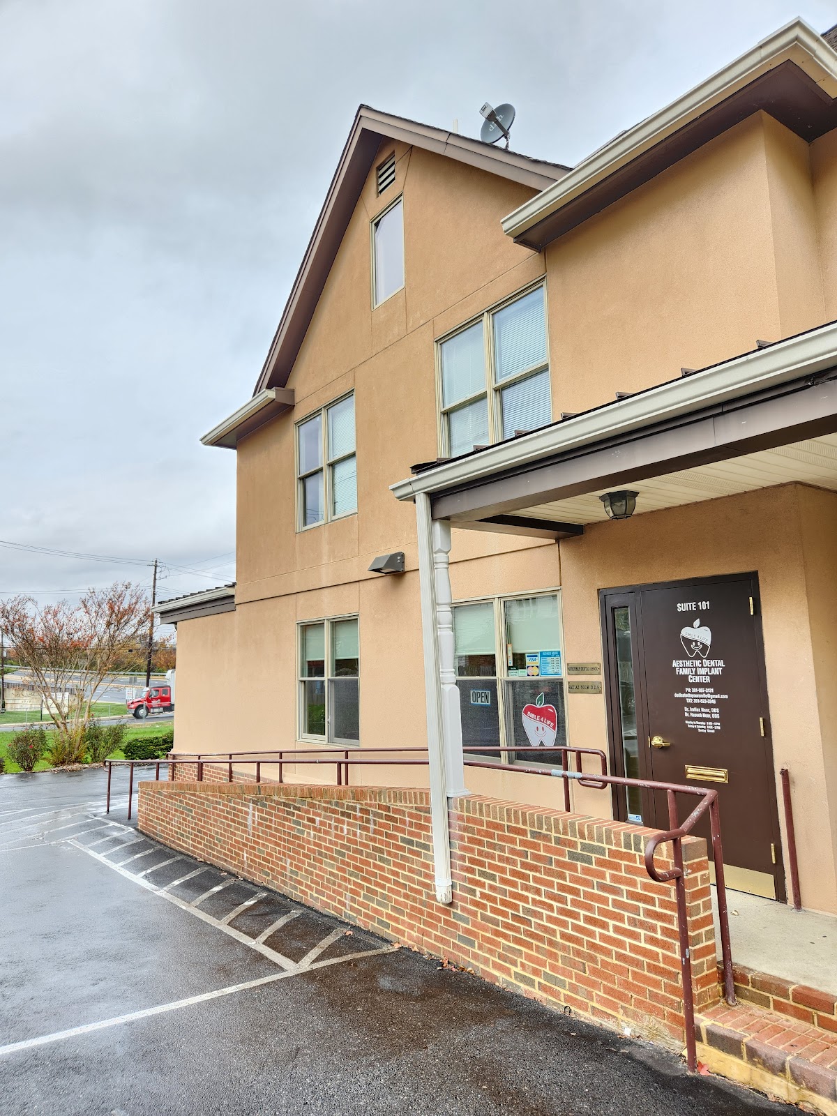 Aesthetic Family Dental & Implant Center photo 4