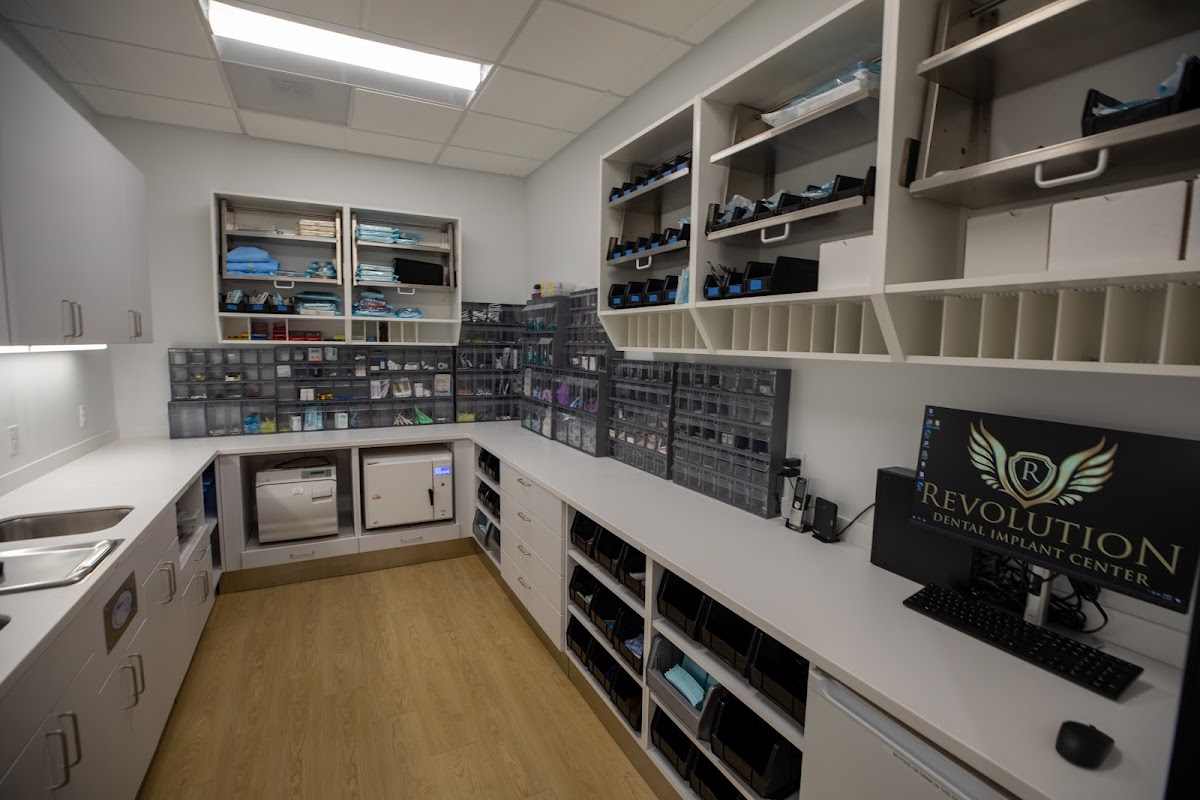 Revolution Dental Implant Center photo 6