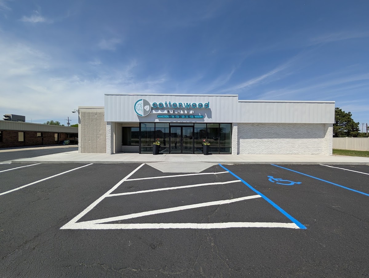 Cottonwood Dental photo 1