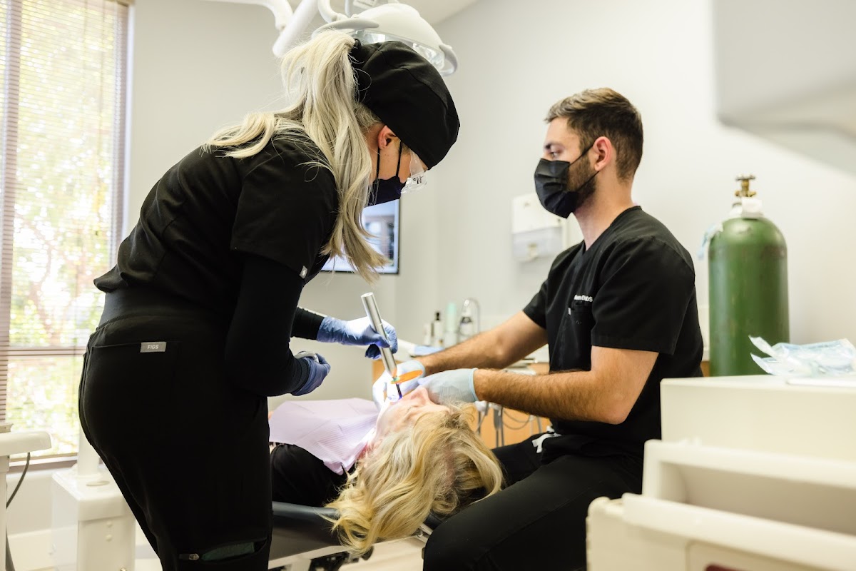 New Life Dental Implant Center photo 3