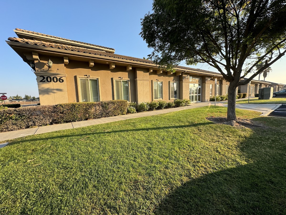Fresno Oral Maxillofacial Surgery & Dental Implant Center And Wisdom Teeth photo 3
