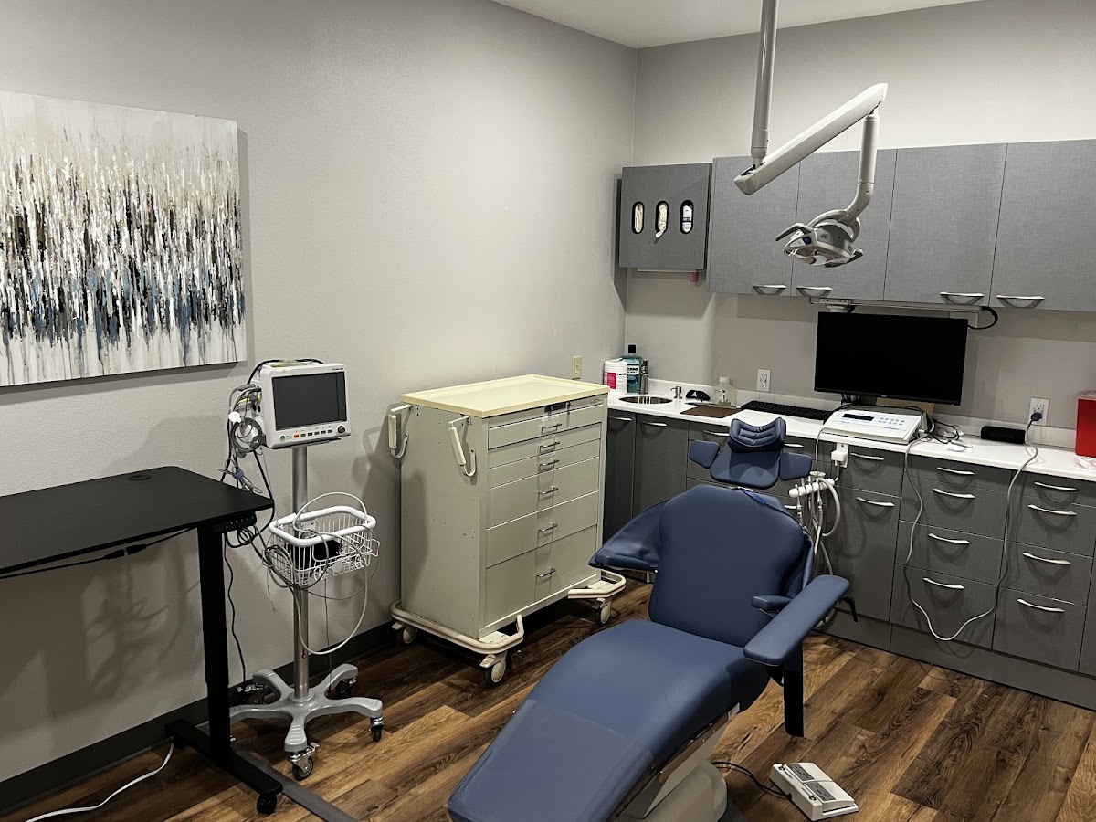 Paris Dental Arts photo 2