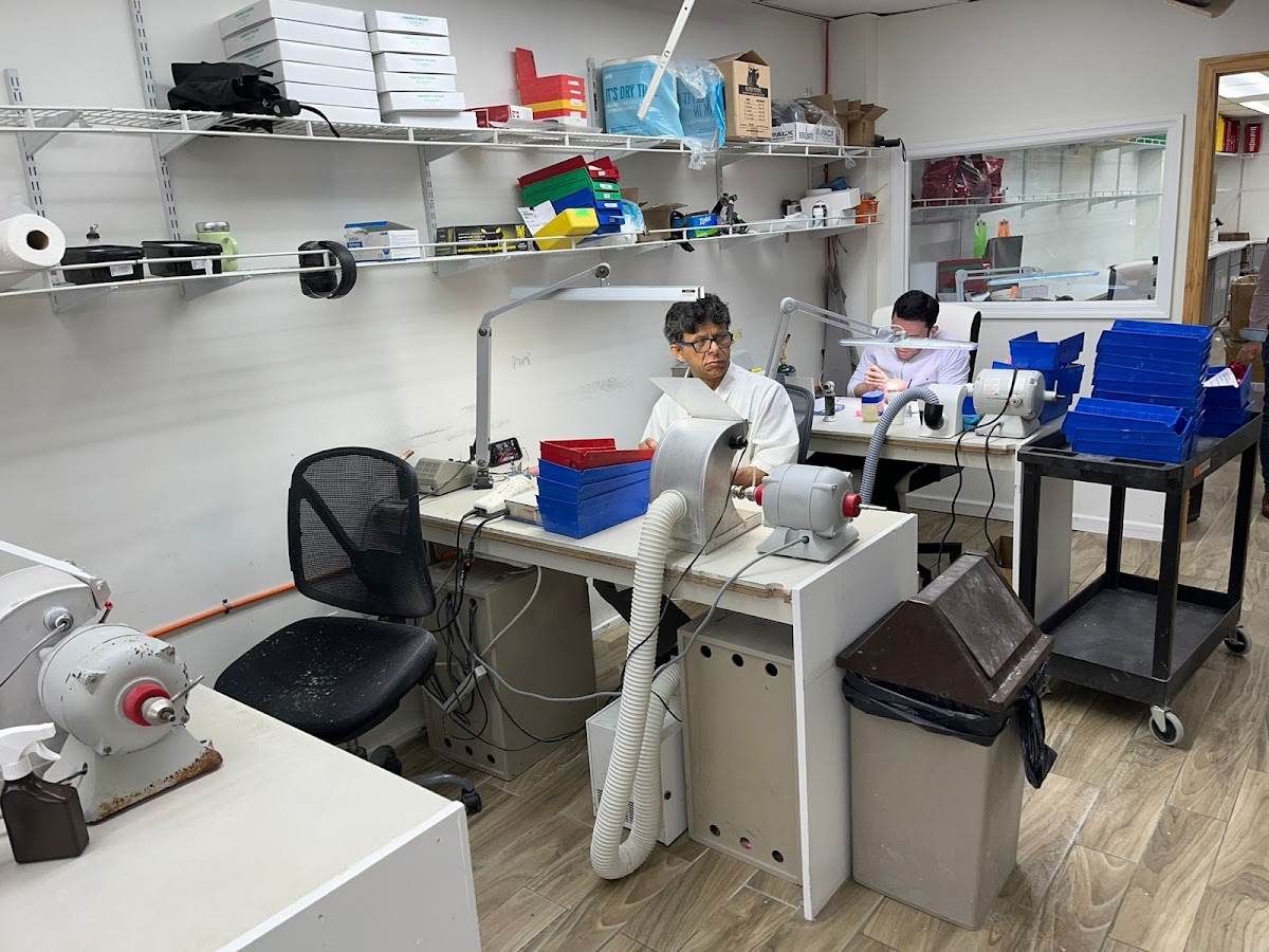 Ultimate Dental, Denture, Crown & Implants Lab photo 2
