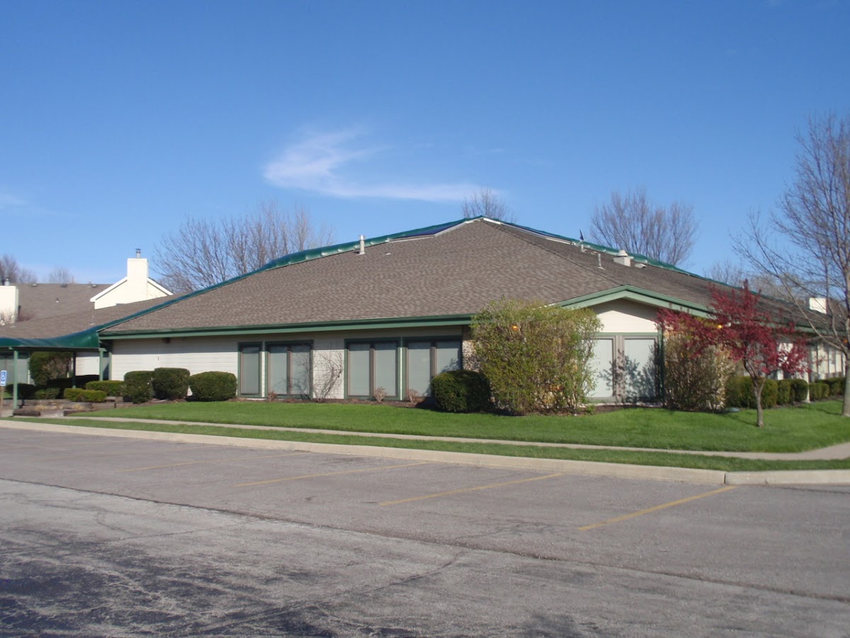 Gladstone Dental and Implants photo 3