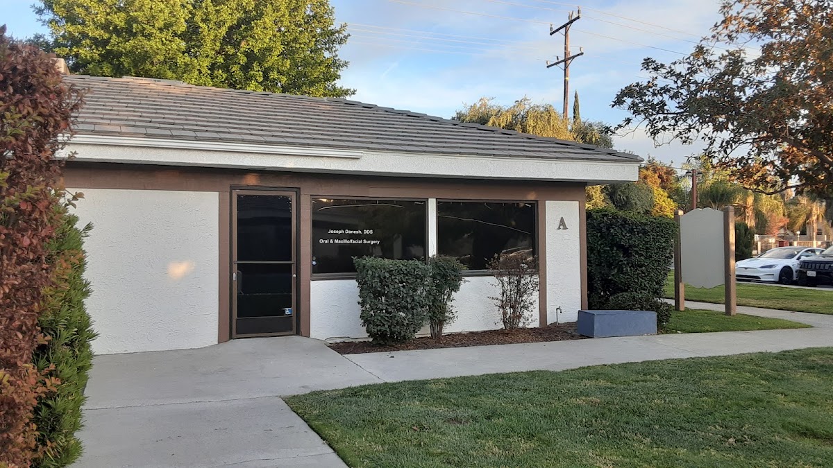 Inland Valley Oral Surgery & Implant Center Hemet photo 2