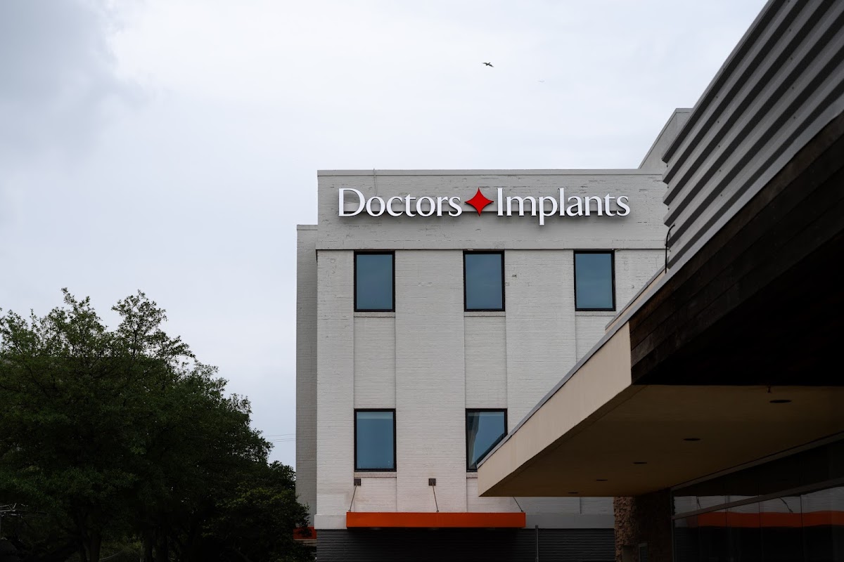 Doctors Implants photo 2