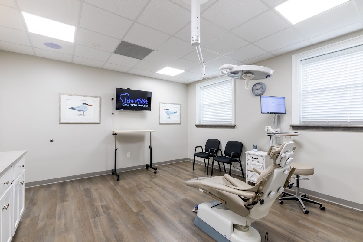 Lisa Miller Oral Facial Surgery - Foley photo 2