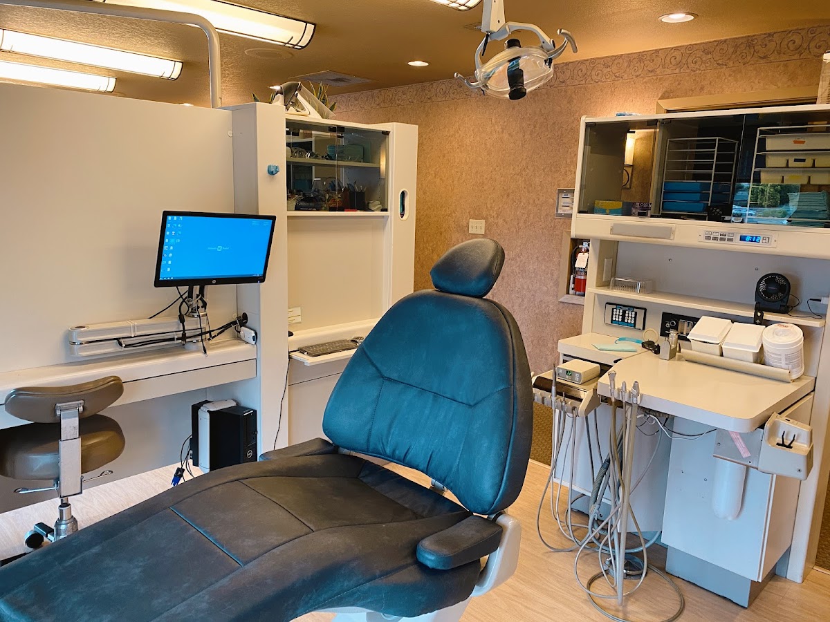 Hilander Dental photo 2