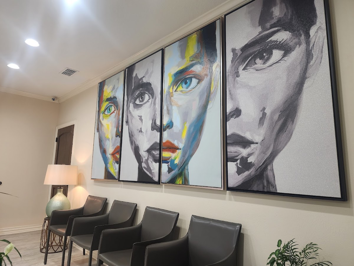 Sandra Vergara D.D.S. - Oral Surgery & Dental Implant Center photo 1