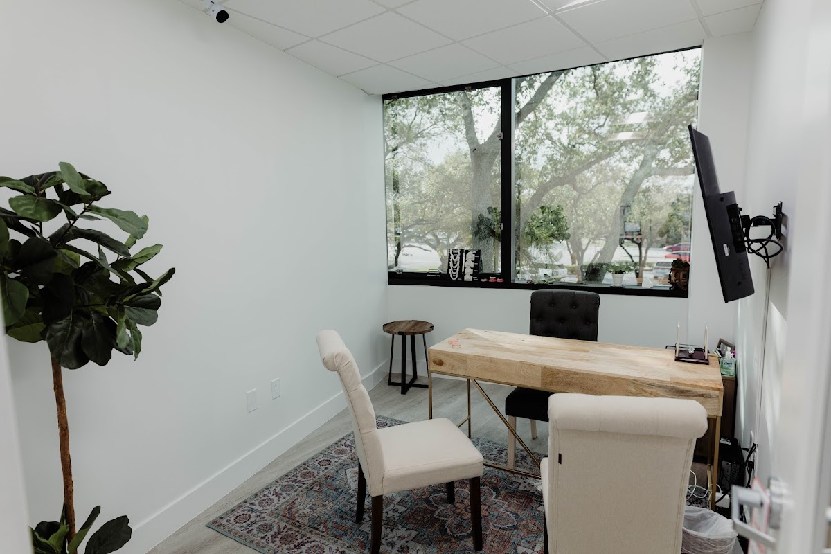 Nuvia Dental Implant Center - Fort Lauderdale photo 4