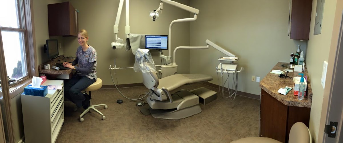 Mishicot Dental | Dr. Erin Lasslo & Dr. Jason Thiel photo 4