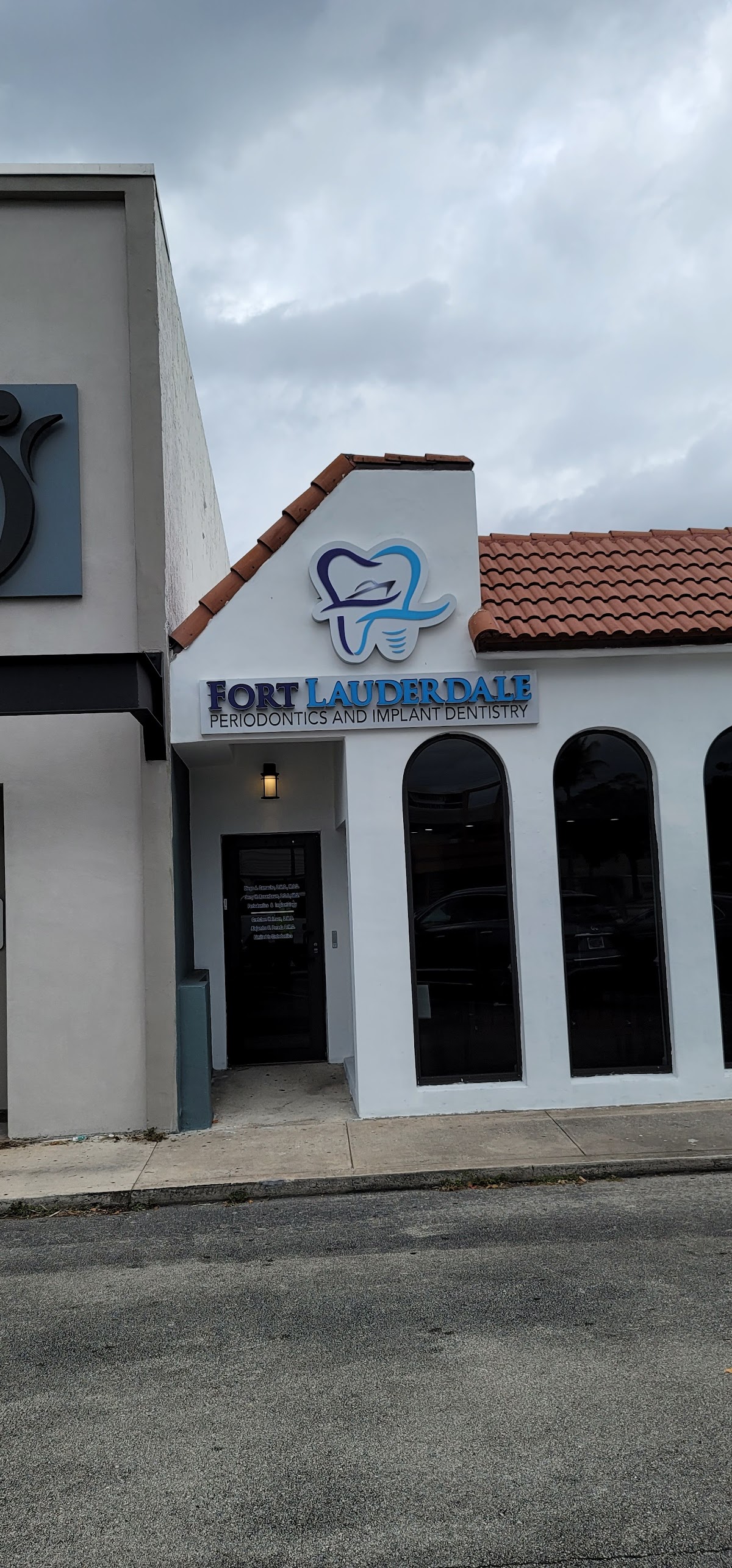 Fort Lauderdale Periodontist and Implant Dentistry photo 3
