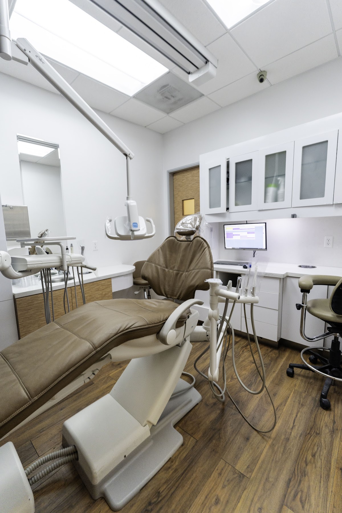 Omnia Dental Care - Fullerton photo 3