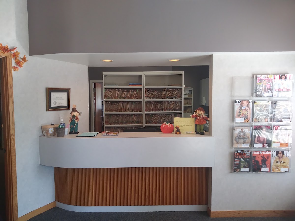 H. Leroy Thomas Dds photo 4