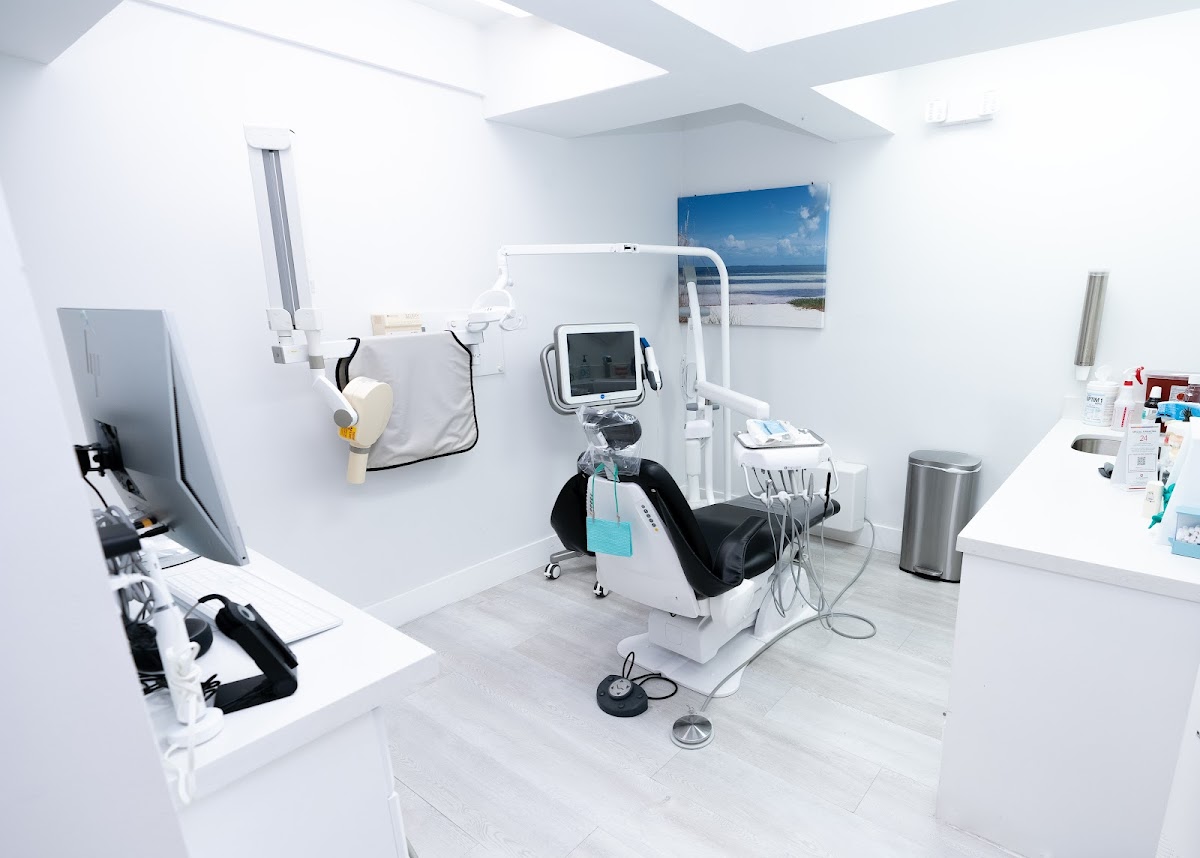 Ramon Bana, DDS photo 1