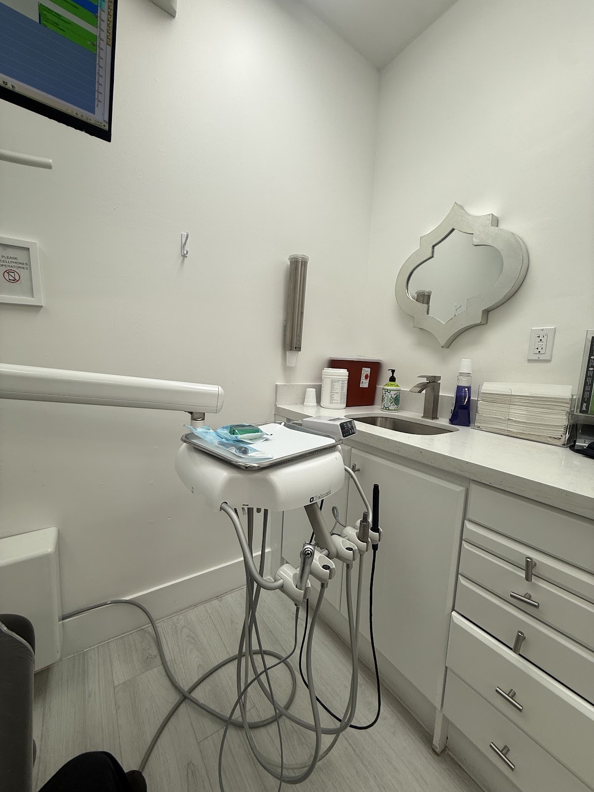 Ramon Bana, DDS photo 5