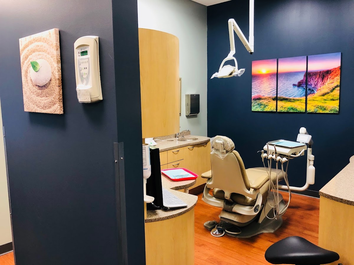 J & D Dental photo 3