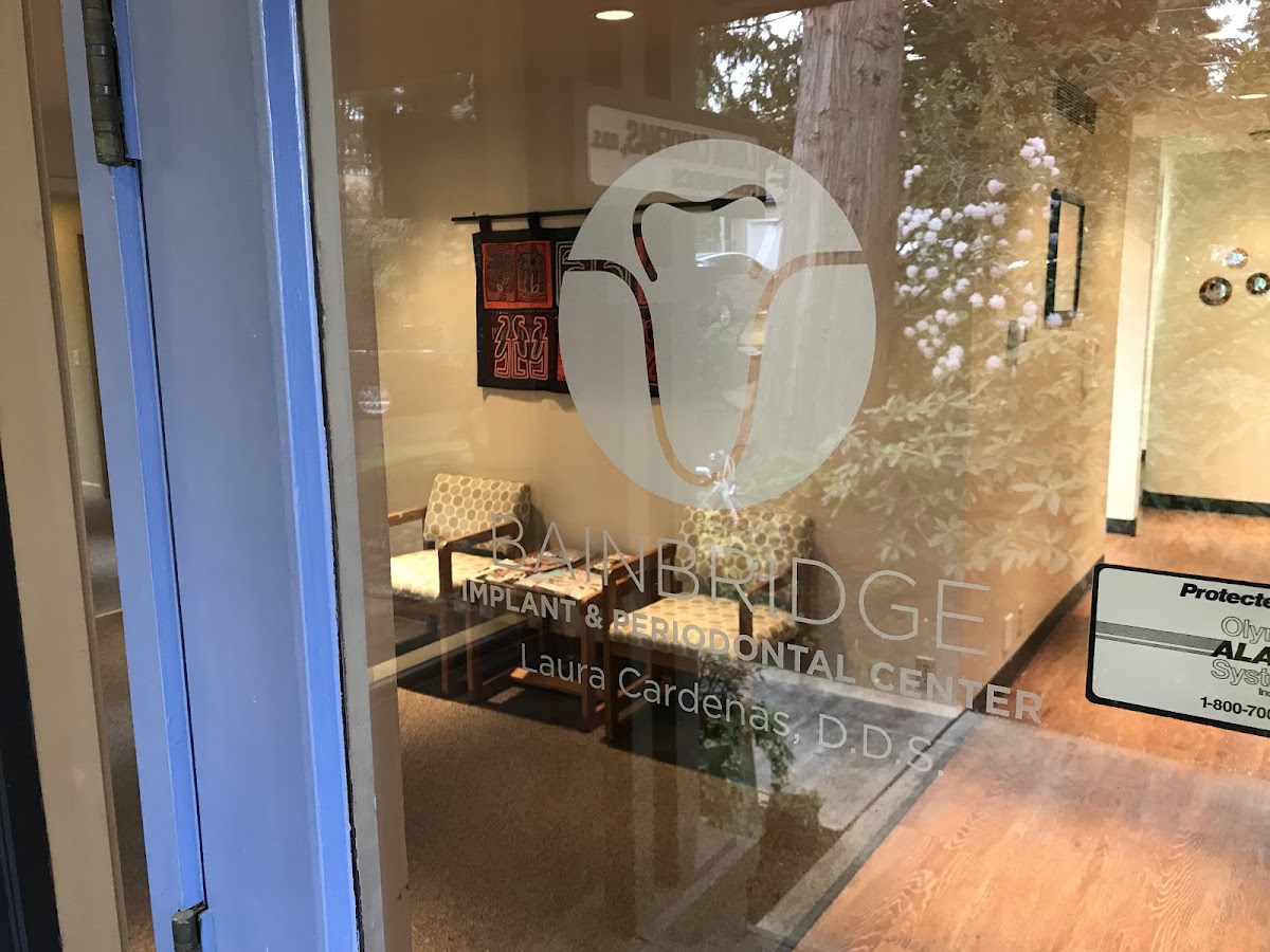 Periocare & Implant Center - Dr. Laura Cardenas photo 3