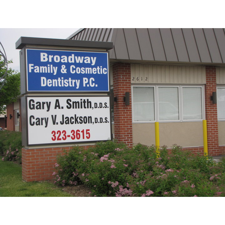 Broadway Family & Cosmetic Dentistry photo 1