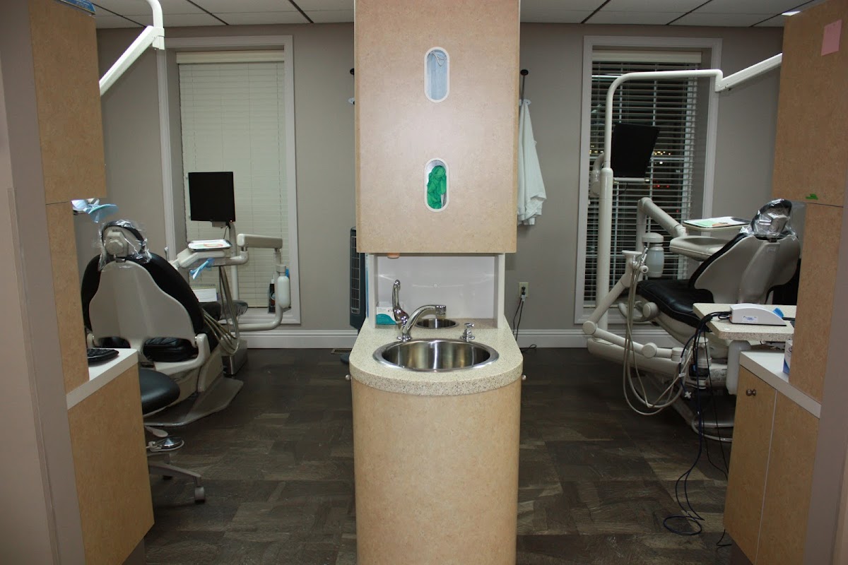 Rowland Family Dentistry | Amy Rowland DDS photo 2
