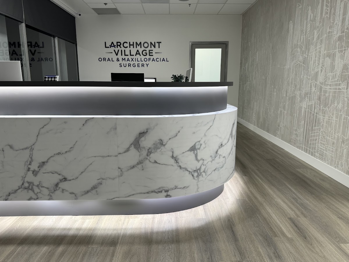 Larchmont Village Oral Surgery—wisdom Teeth Removal, Dental Implants & Maxillofacial Surgeon photo 4