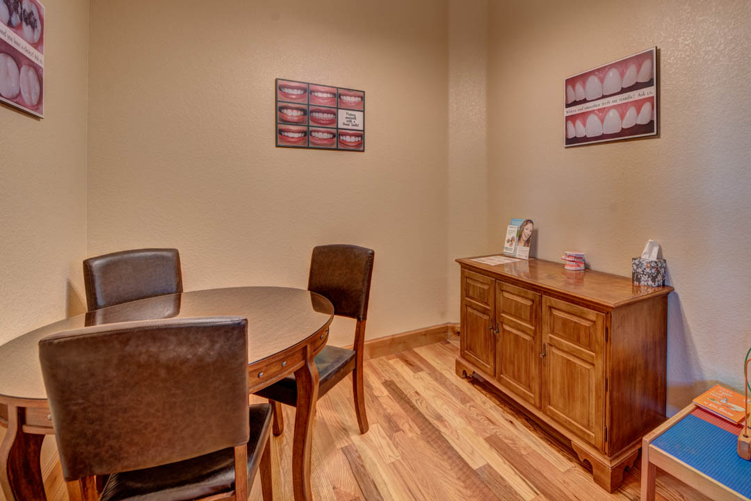 Pueblo West Neighborhood Dental & Implants photo 6