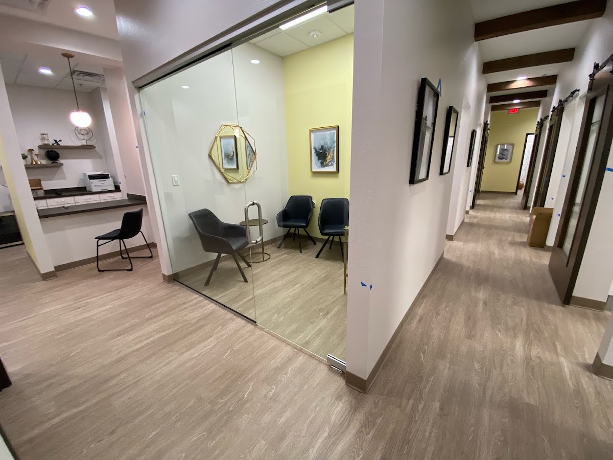 Summerbrook Dental & Implants photo 2