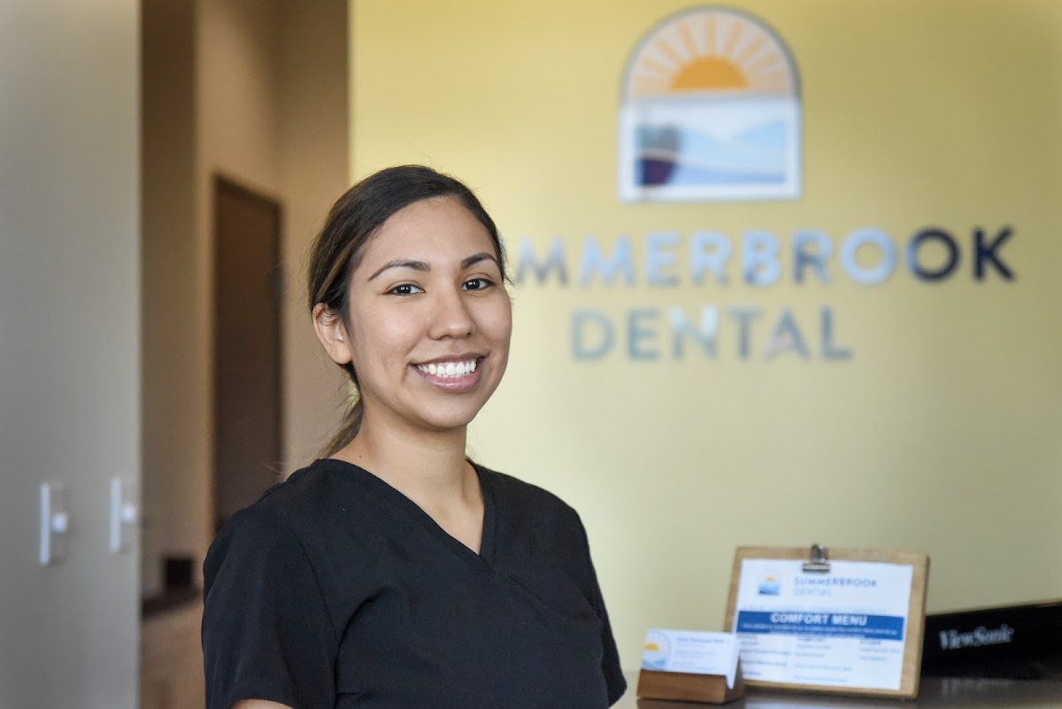 Summerbrook Dental & Implants photo 4