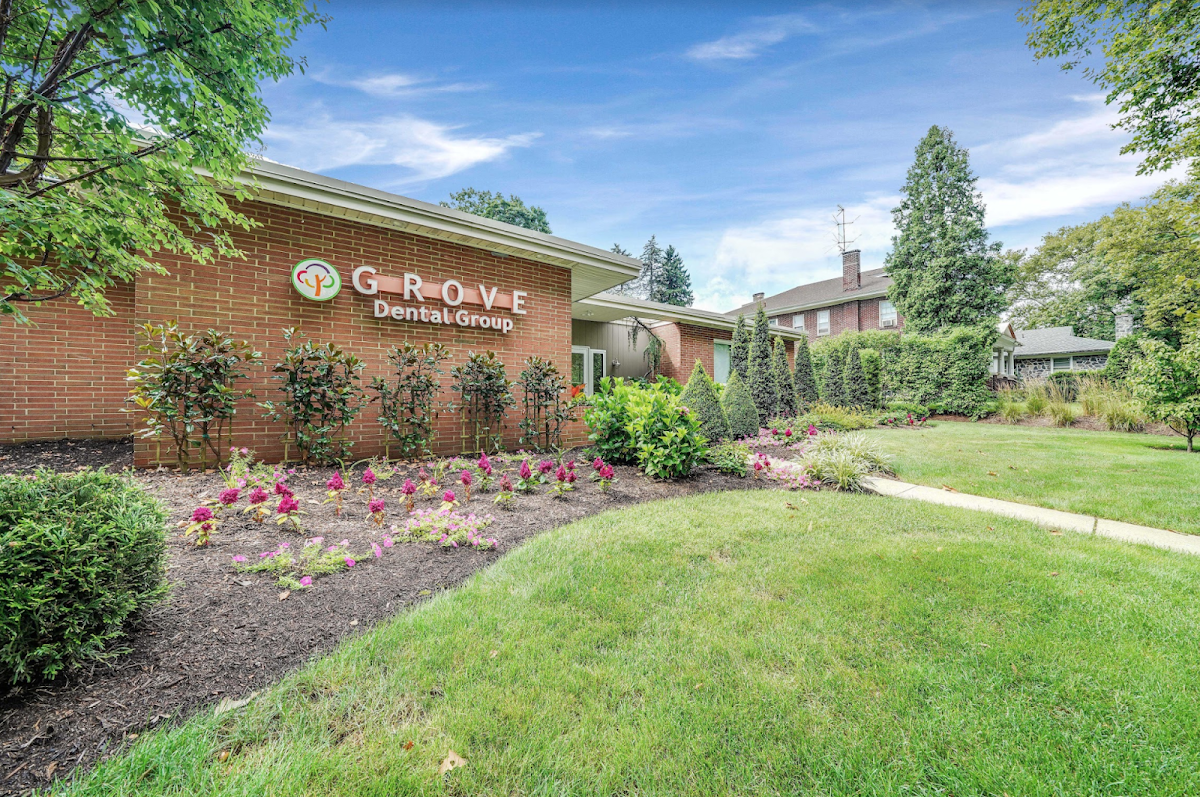 Grove Dental Group photo 1